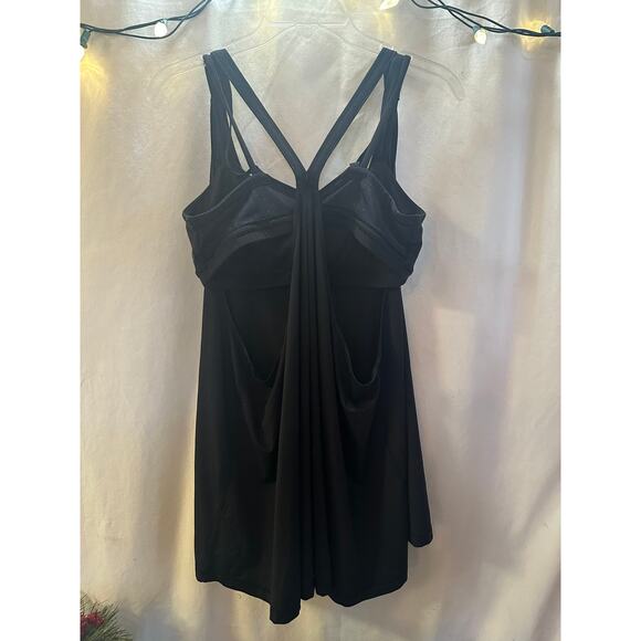 Lululemon Black Tank Top with Built-In Bra – Women’s Medium – Lightweight - Picture 2 of 6